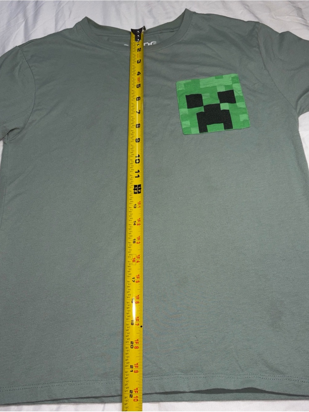 Minecraft Creeper Pocket T-Shirt kids large